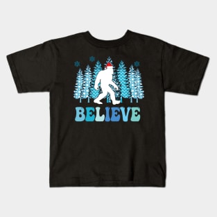 Believe Bigfoot Santa Claus Bigfoot Sasquatch Christmas Gift Kids T-Shirt